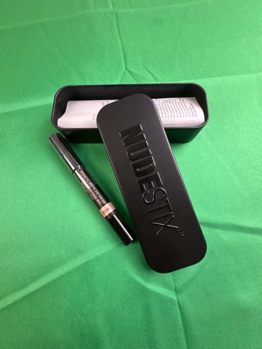 Nudestix Magnetic Matte Eye Color Pencil in Moon